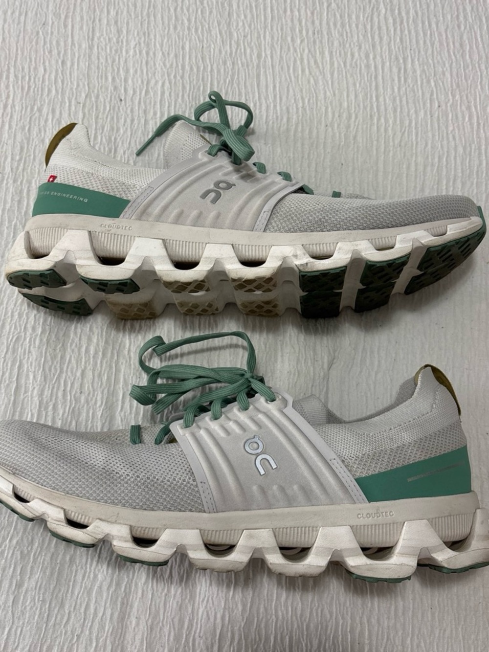 On Running Cloud Sneakers in Light Gray & Mint